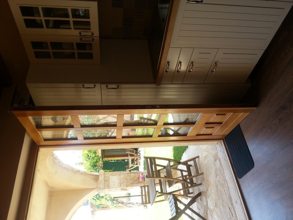 Appartement Dvori Svetog Mihaela à Šibenik Chambre photo