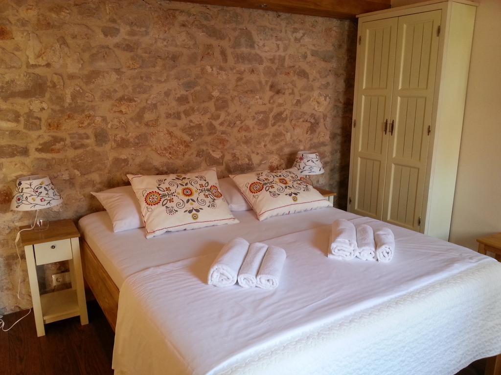 Appartement Dvori Svetog Mihaela à Šibenik Chambre photo