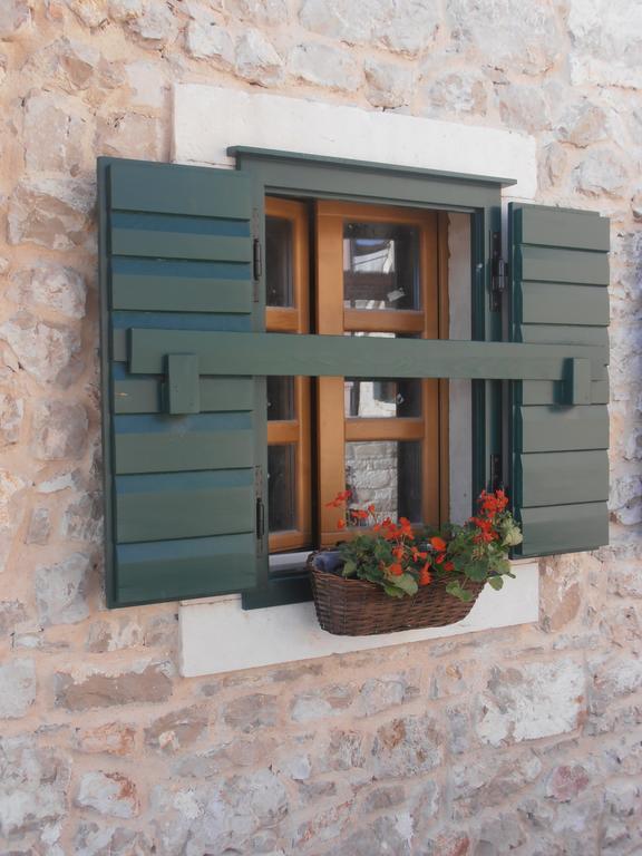 Appartement Dvori Svetog Mihaela à Šibenik Chambre photo
