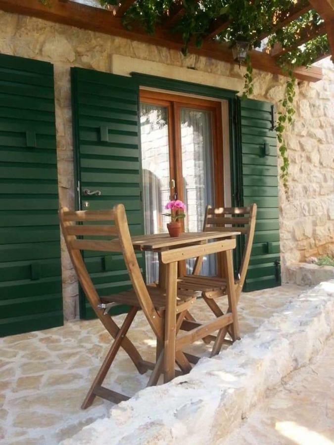 Appartement Dvori Svetog Mihaela à Šibenik Extérieur photo