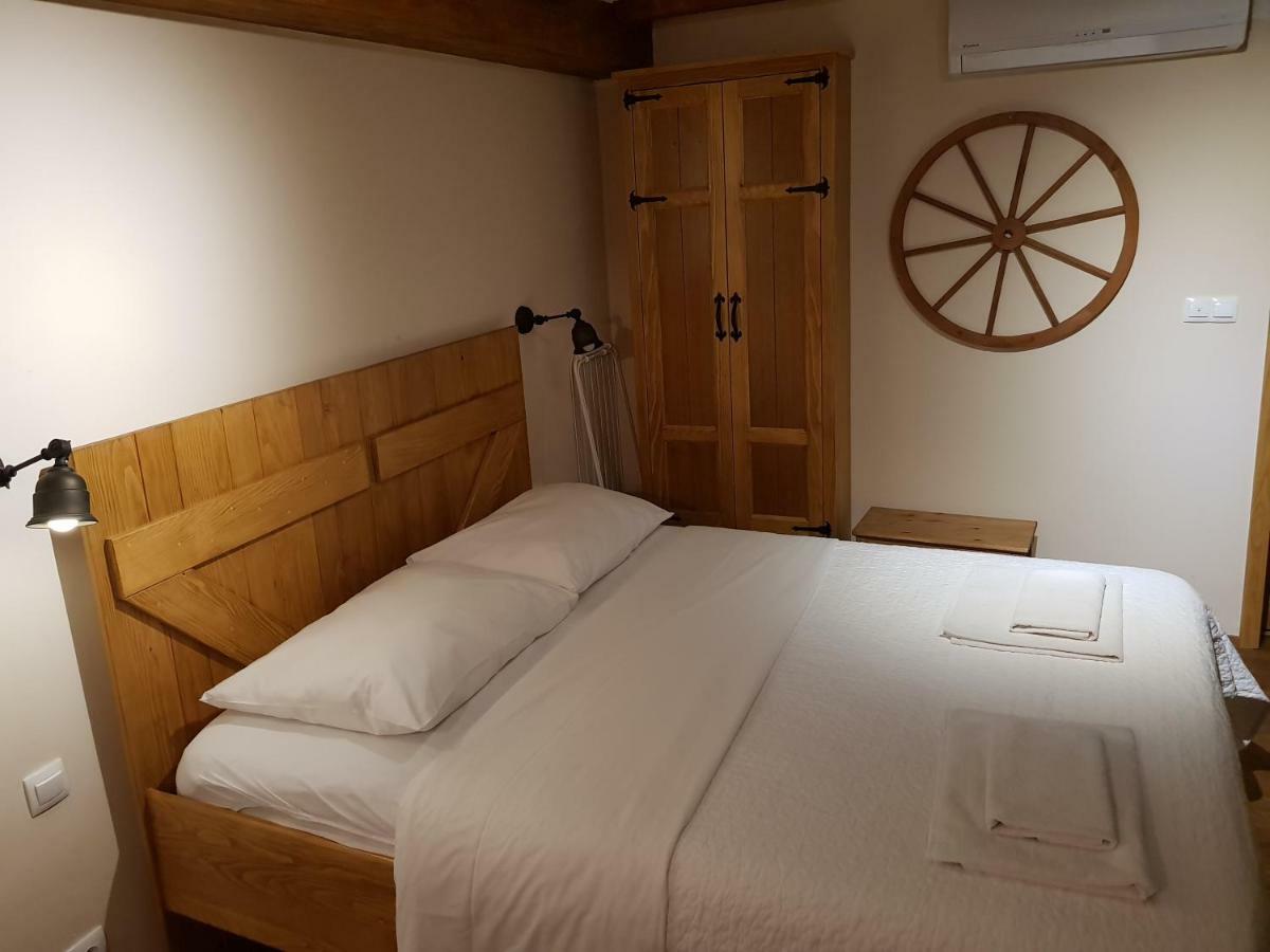 Appartement Dvori Svetog Mihaela à Šibenik Extérieur photo