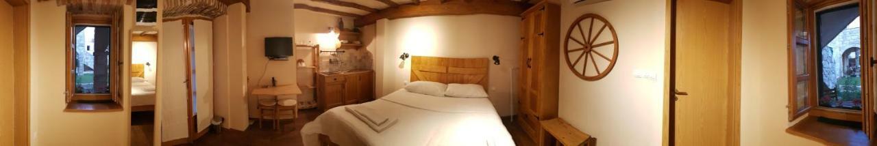 Appartement Dvori Svetog Mihaela à Šibenik Extérieur photo