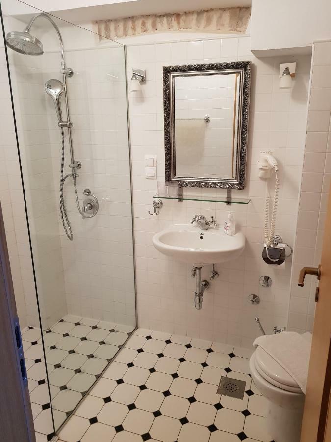 Appartement Dvori Svetog Mihaela à Šibenik Extérieur photo