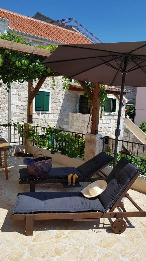 Appartement Dvori Svetog Mihaela à Šibenik Extérieur photo